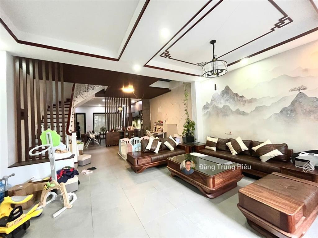 Nhà vườn geleximco đẹp, lô áp góc  114m2  cạnh công viên, trường học  đường 14m  vỉa hè 2.5m