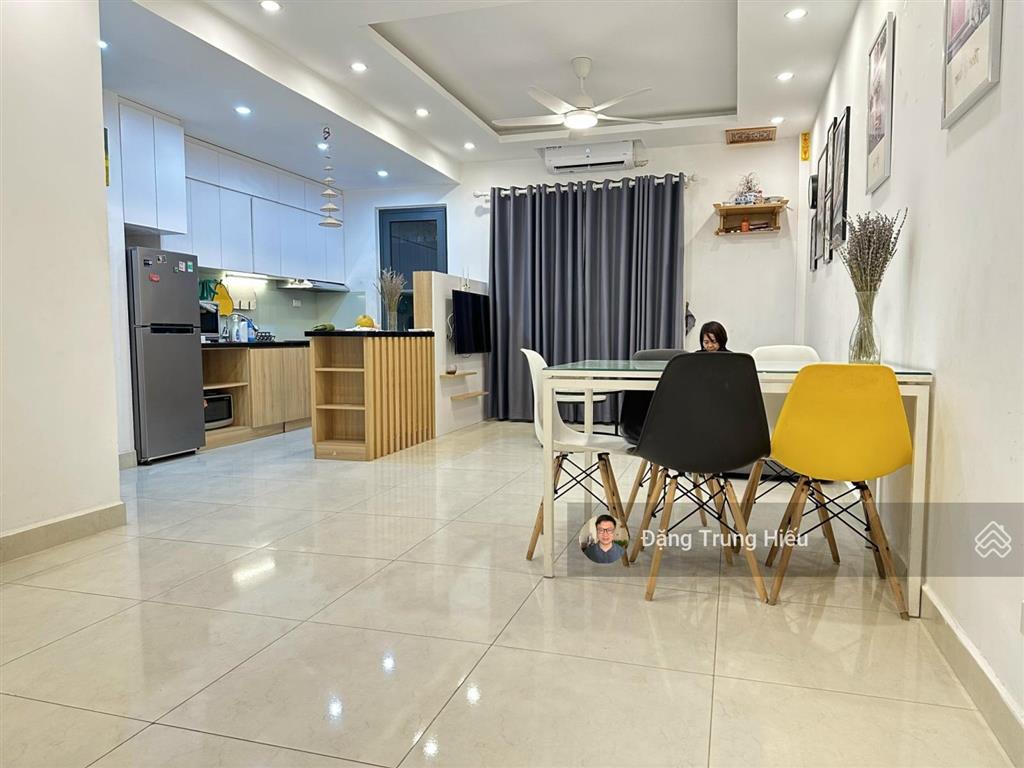 Chủ nhà gửi cho thuê căn hộ góc full đồ 70m², 2n2vs. giá chỉ 9tr đầy đủ đồ vào ngay