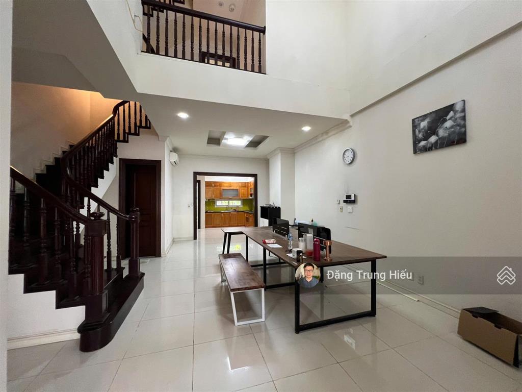 Cho thuê lk splendora  103m2  đồ cơ bản  chỉ 15tr/tháng