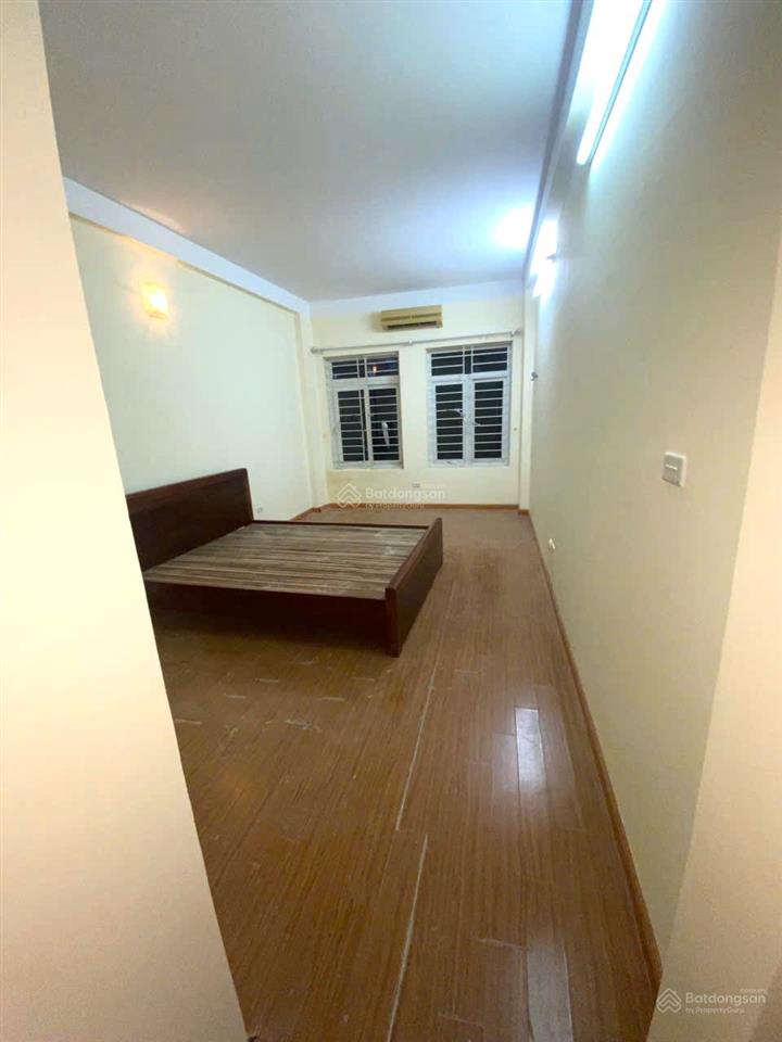 Chính chủ cho thuê nhà riêng tại ngõ 77 xuân la  tây hồ, 35m, 5 tầng đồ cơ bản chỉ 10tr/tháng