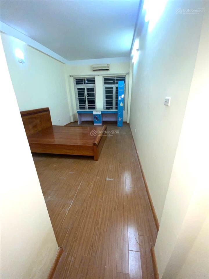 Chính chủ cho thuê nhà riêng tại ngõ 77 xuân la  tây hồ, 35m, 5 tầng đồ cơ bản chỉ 10tr/tháng