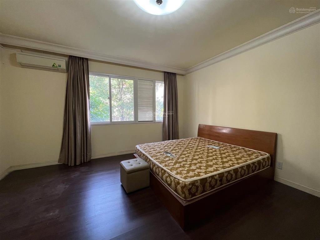 Ngon nhất vinhomes thăng long  lk xẻ khe 90m2 x4 tầng  mt 5m  giá siêu sốc chỉ 22 tỷ