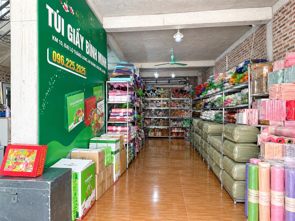 Lk góc mặt phố  3 mặt đường  vỉa hè đá bóng  cạnh công viên  223m2 x 4 tầng  kinh doanh đỉnh