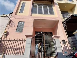 Cho thuê nhà riêng 3pn, 2wc, 50m2 (diện tích sàn 200m2), 12 triệu/tháng tại dương đình hội, q9