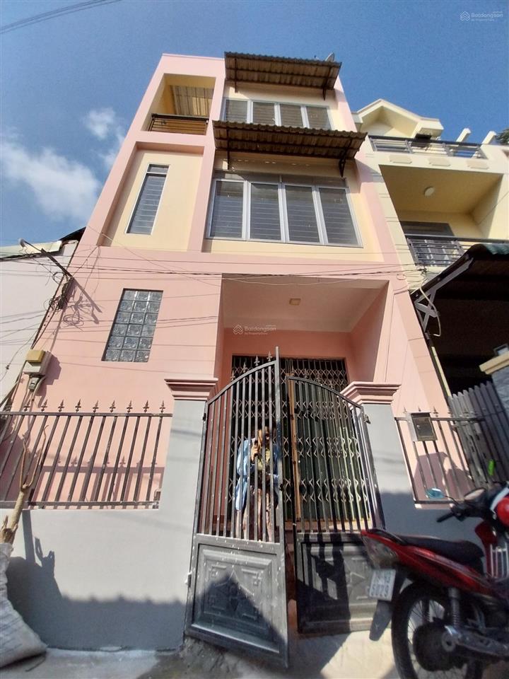 Cho thuê nhà nguyên căn 50m2, 3 lầu, sân thượng, gần global city, vincom q9, đình phong phú