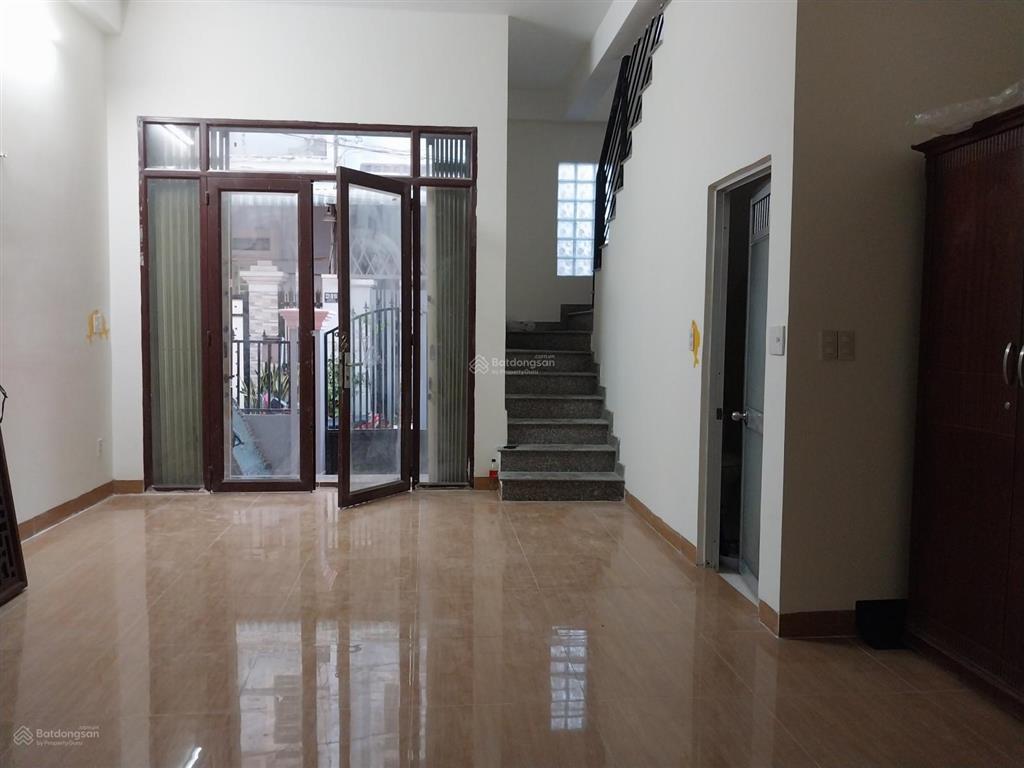 Cho thuê nhà nguyên căn 50m2, 3 lầu, sân thượng, gần global city, vincom q9, đình phong phú