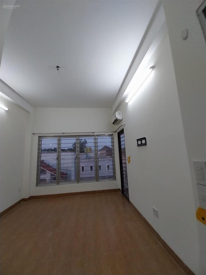 Cho thuê nhà nguyên căn 50m2, 3 lầu, sân thượng, gần global city, vincom q9, đình phong phú