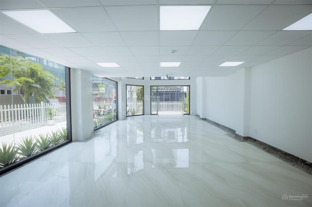 Cho thuê vp căn góc siêu phẩm 700m2 sàn | hoàn thiện cơ bản mới 100% | khu công viên thuận kiều q12