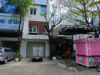 Mt lê thanh nghị  bán đất tặng quán nhậu số lẻ đường 10,5m lề 15 met siêu rộng thoáng.
15,2 tỷ