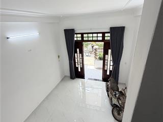 Nhanh ! nhà 2 tầng điện biên phủ oto đến nhà đậu đỗ ngày đêm  cách đường chính 50m ! vị