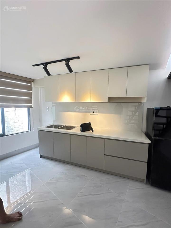 Mt trung tâm sơn trà  đường 5,5m cách bãi biển 500m. dt 51 m²  ngang 6,2m. giá 5,x tỷ bớt nhẹ