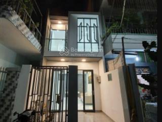 Chưa qua đt  nhà 2 tầng kiệt ô tô  cách đường chính núi thành 50m  68m2