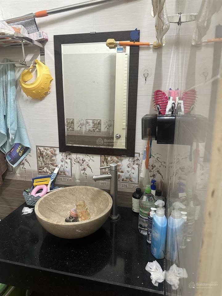 Bán nhà 2 tầng núi thành, 102m2, mê đổ kiên cố nhà mới sạch đẹp vào ở luôn.
7,9 tỷ