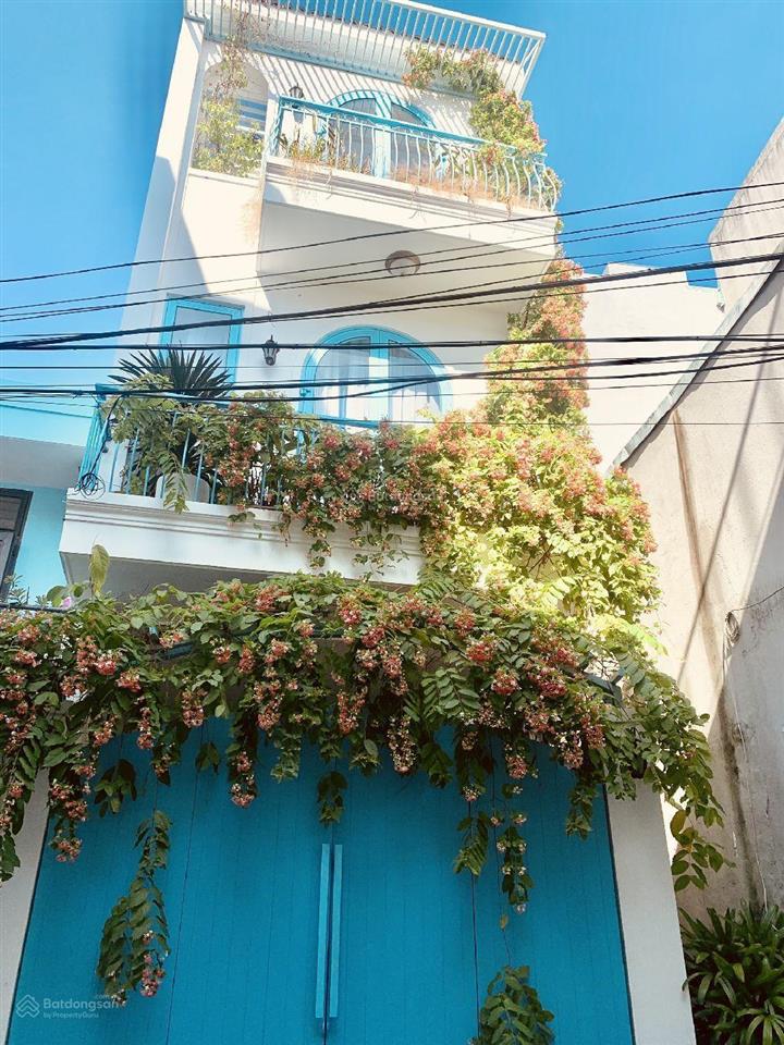 Nhà 3 tầng, 71m2, nguyễn hưu thọ đoạn trung tâm.  nhà trang bị tất cả nước năng lượng và hệ th
