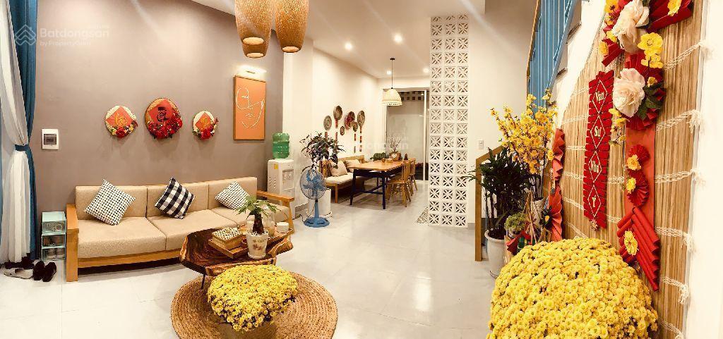 Nhà 3 tầng, 71m2, nguyễn hưu thọ đoạn trung tâm.  nhà trang bị tất cả nước năng lượng và hệ th