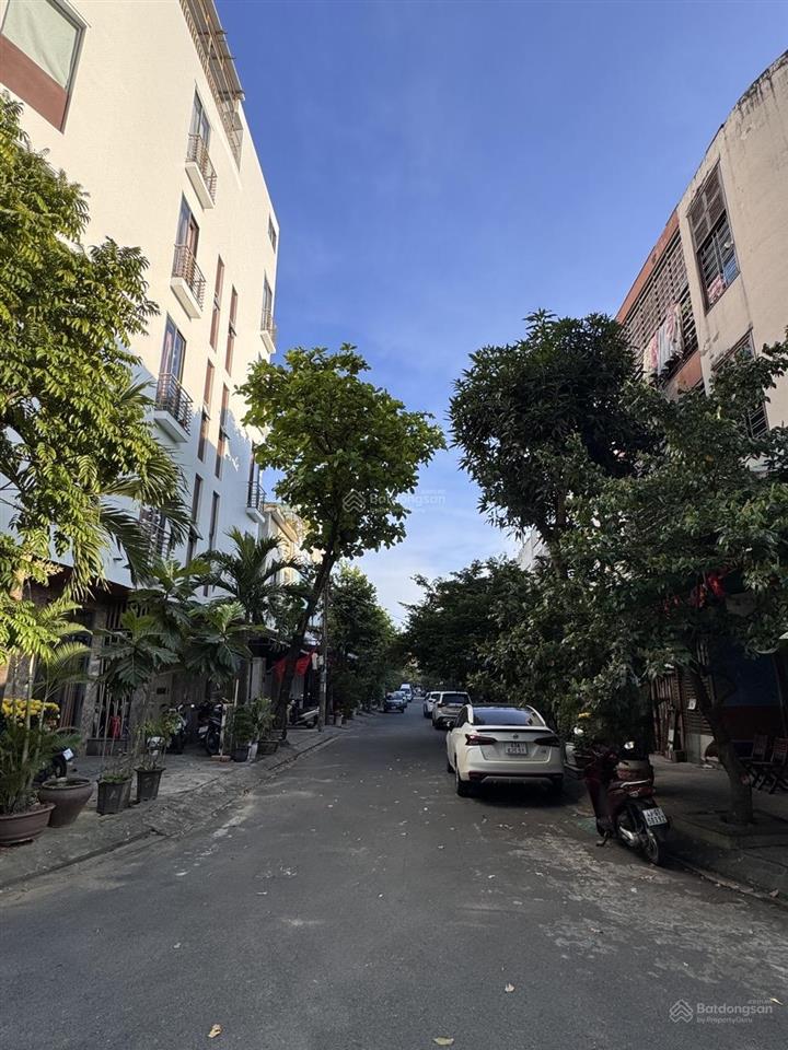 Hạ chào 1,5 tỷ  toà căn hộ góc đường 7,5m và 5,5m khuê trung  70tr/ tháng 550m2