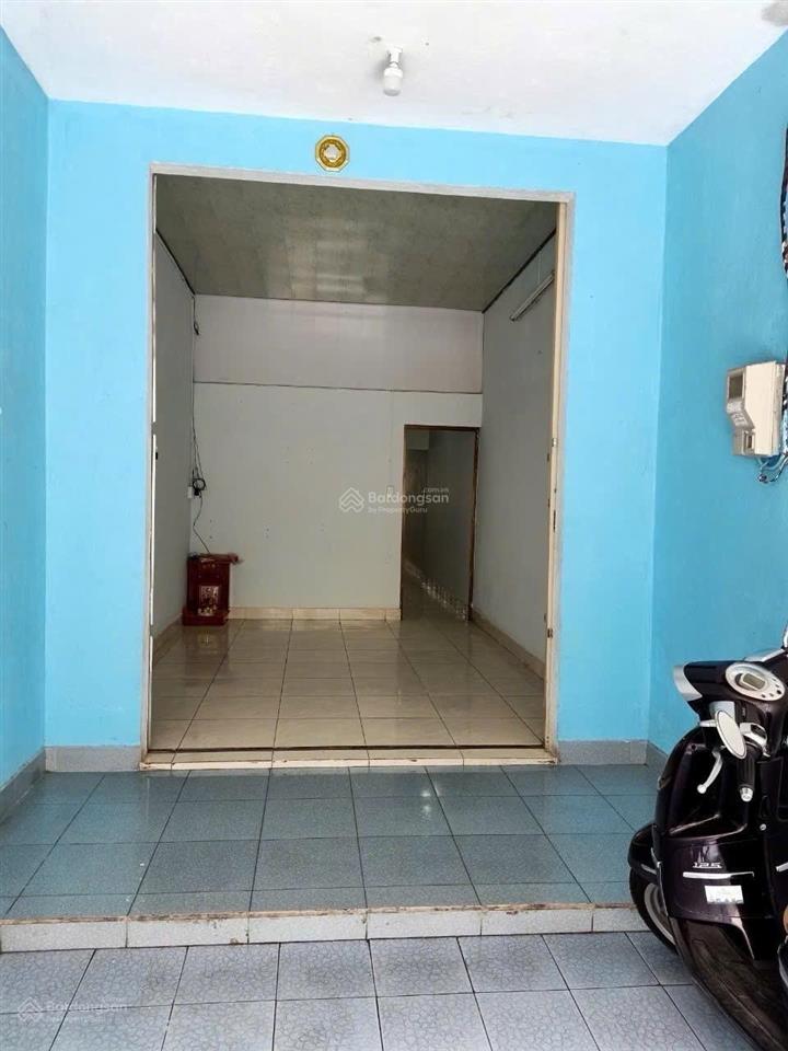 Kiệt oto đỗ cửa đường tiểu la  74m2  chỉ 4.x tỷ. bán đất tặng nhà c4. kiệt oto tiểu la
