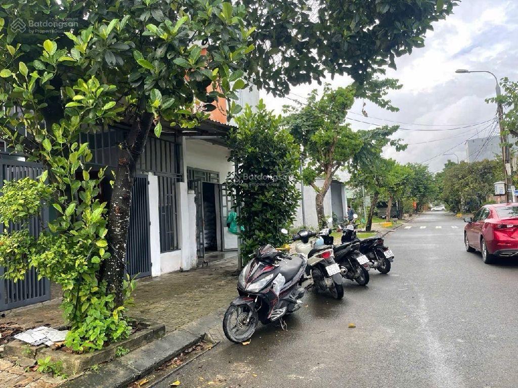 Lô đất 100m² mt liên chiểu  3,6 tỷ  đường trương vân lĩnh  đường 5,5m. đầu tư quá tốt.