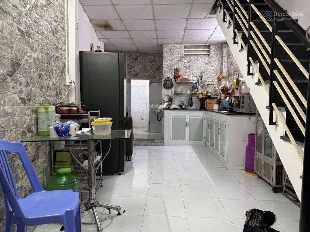 Gấp! nhà 2 tầng, hoàng diệu, đất 45m2, giá 2,x tỷ.
 nhà đầy đủ công năng phù hợp gia đình nhỏ