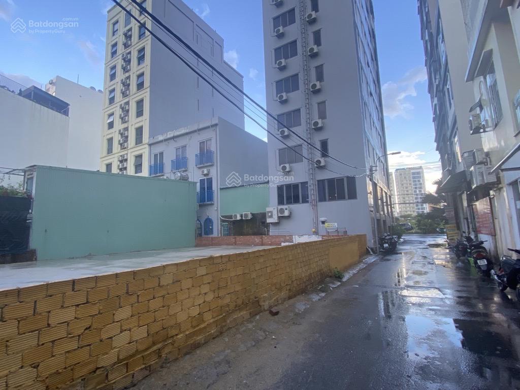 Lô góc, kiệt chuẩn ô tô hà bổng. 243m2. giá 3x tỷ. + một lô đất còn sót lại trên đường hà bổng,