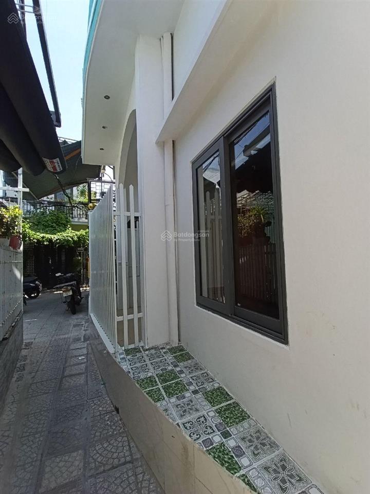 Nhà 2 mặt kiệt cù chính lan, 60m2, 3pn, giá 3,6 tỷ vị trí gần chợ thanh khê, cách đường c