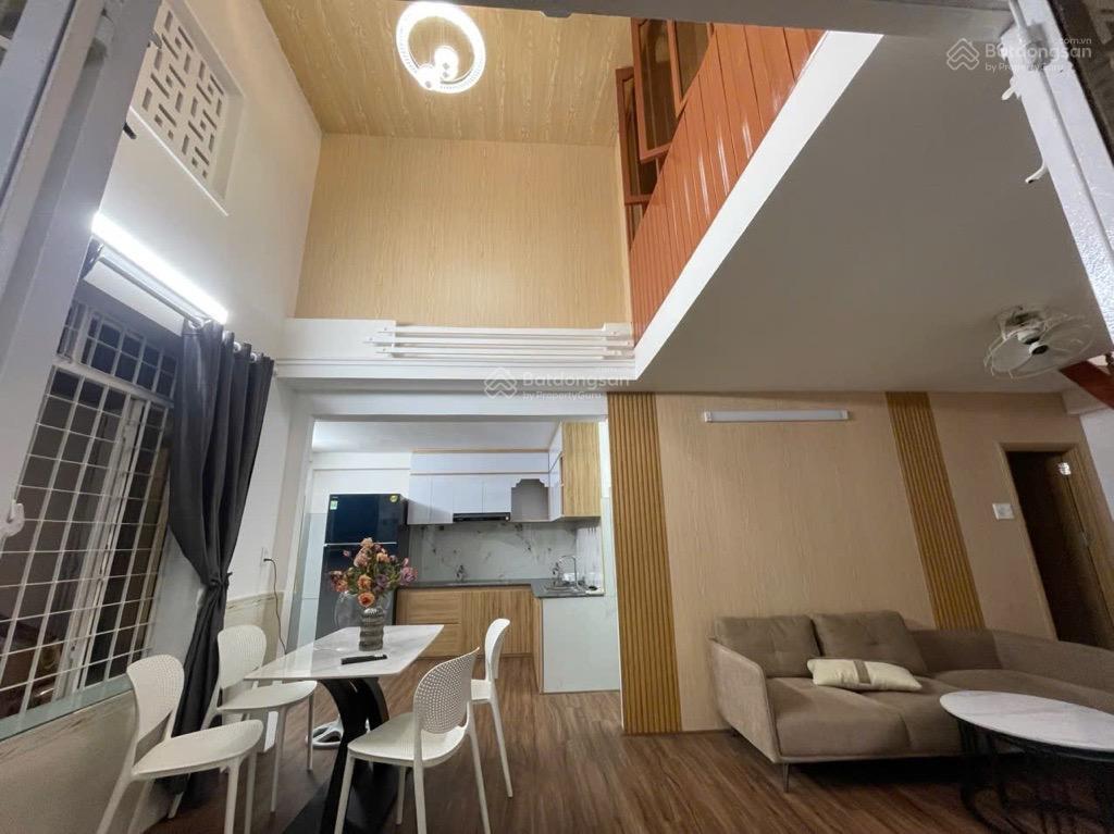 Nhà 2 tầng trưng nữ vương  60m2 ngang 8m cực rộng có dòng tiền 8tr/tháng giá 3,x tỷ.