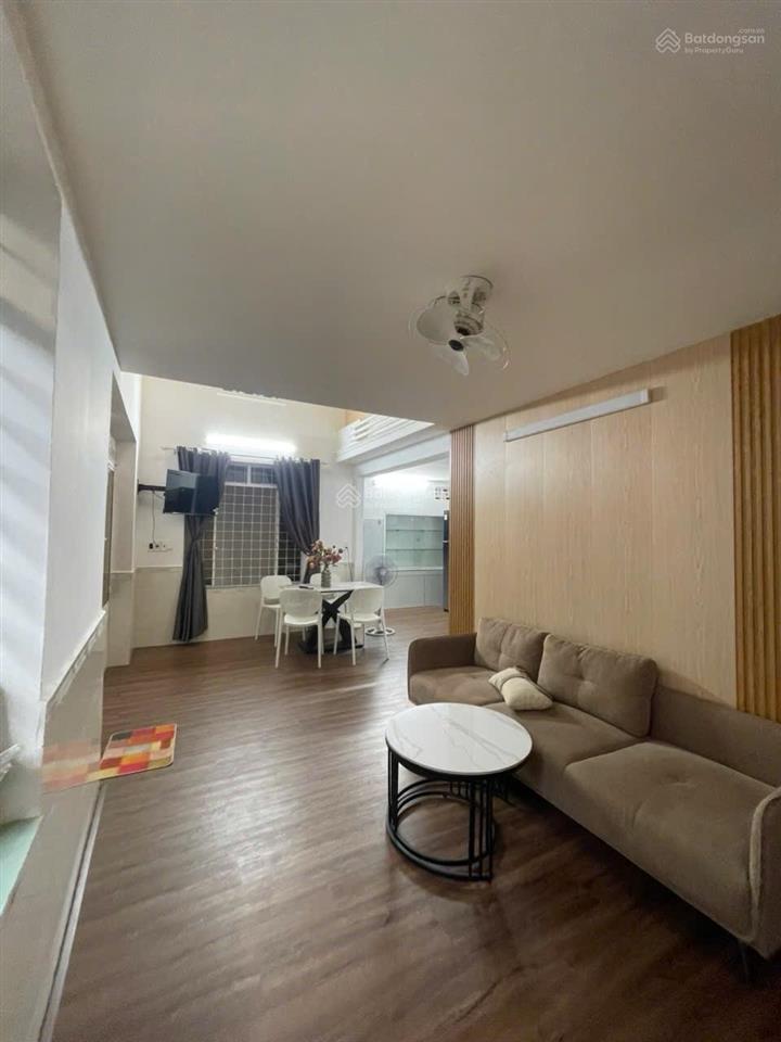 Nhà 2 tầng trưng nữ vương  60m2 ngang 8m cực rộng có dòng tiền 8tr/tháng giá 3,x tỷ.