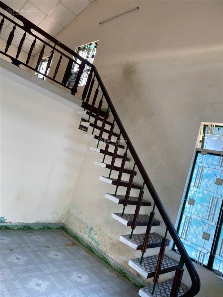 Điện biên phủ, căn góc 65m2 ngang 6,1 m. kiệt 3m sát đường chính. 2.x tỷ  nhà hơi cũ nhưng cực