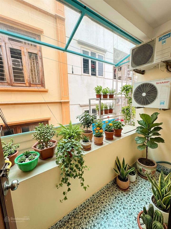 Bán ccmn, phạm hùng  thiên hiền, ban công đông nam, mặt ngõ  giá tốt