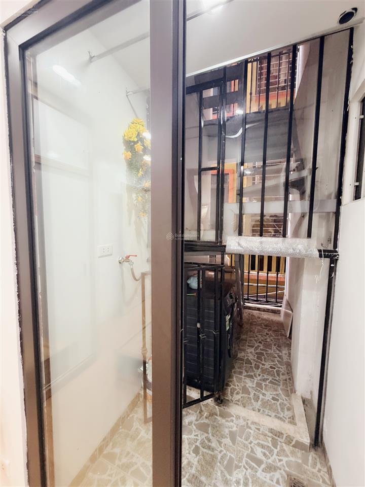 Bán ccmn la thành xã đàn, mới đẹp full nội thất, chuẩn pccc