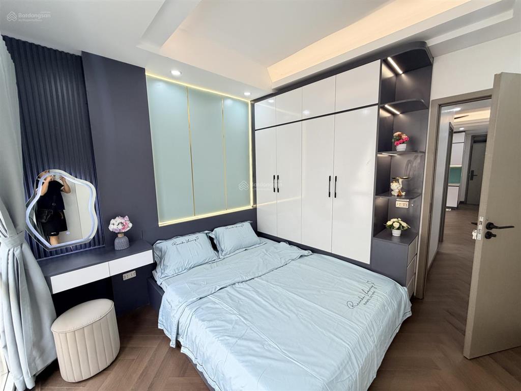 Bán ccmn láng, ô cầu giấy, đẹp thoáng view mặt ngõ  ô tô đỗ 52m2 2n1wc