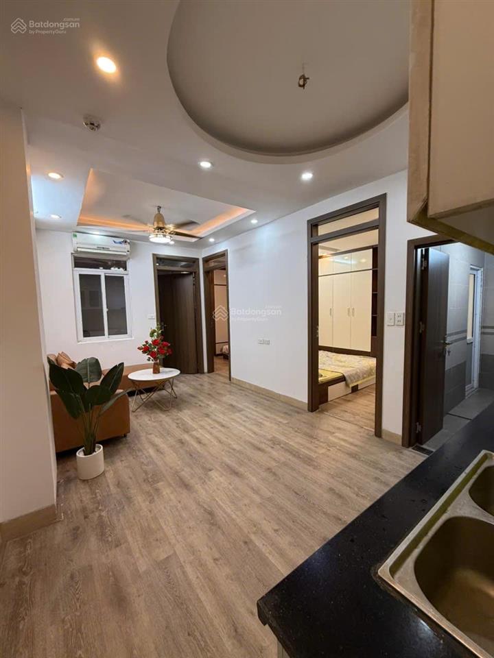 Bán ccmn mặt phố vũ tông phan, thanh xuân sổ hồng từng hộ, 2n2wc 2 thang máy. full nội thất