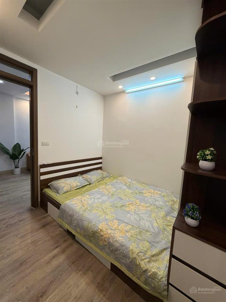 Bán ccmn mặt phố vũ tông phan, thanh xuân sổ hồng từng hộ, 2n2wc 2 thang máy. full nội thất