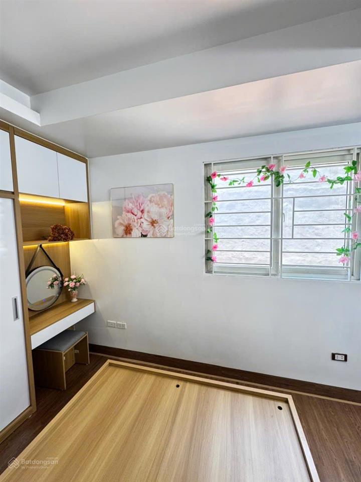 Bán ccmn trường chinh, ngã 4 sở. thoáng mát rất đẹp gần mặt phố  full nội thất