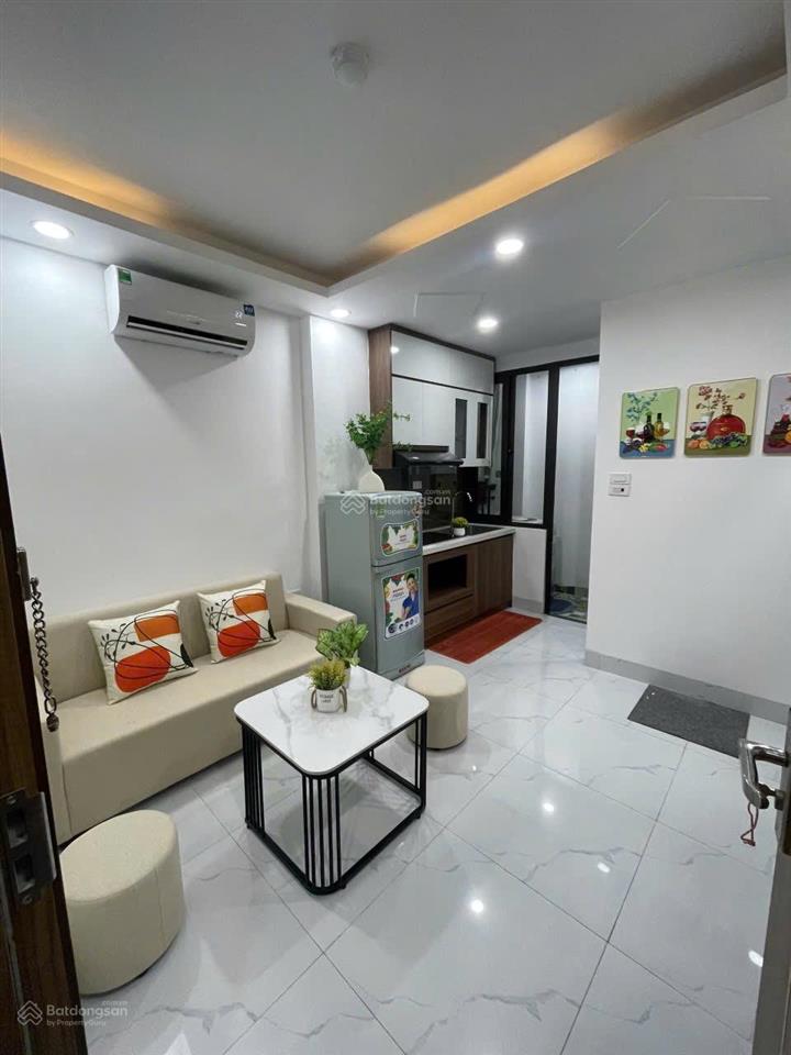 Bán ccmn mới đẹp sau royal city, ô tô đỗ, full nội thất
