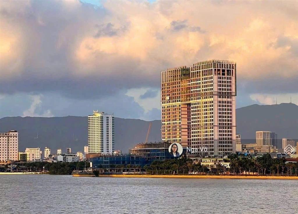 Căn hộ 1 pn, 50m2 sun ponte, view biển, tầng 15, vị trí đắc địa ngay cầu rồng