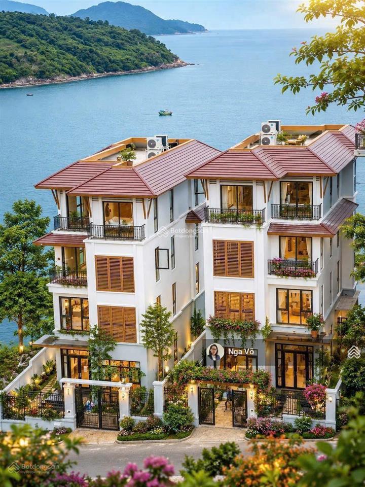 Vịnh mây chạm đến chuẩn sống nghỉ dưỡng giữa núi và vịnh biển đà nẵng