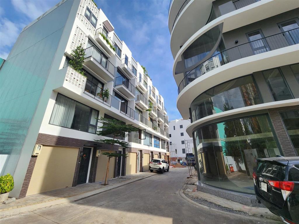 Bán nhà phố thiết kế căn hộ mini 10pn, 10wc tại trương đình hội, q8, tp. hcm, giá 9,5 tỷ