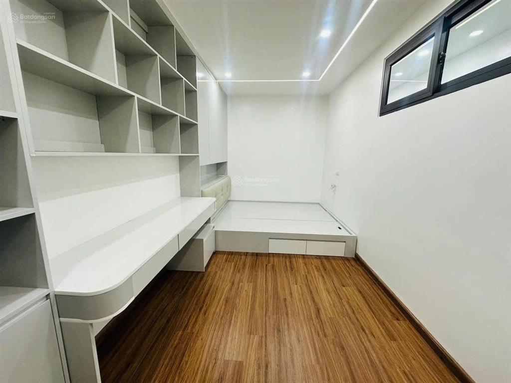 46 m2*7t, đường giải phóng, hoàng mai, ô tô, thang máy, 0985 818 ***