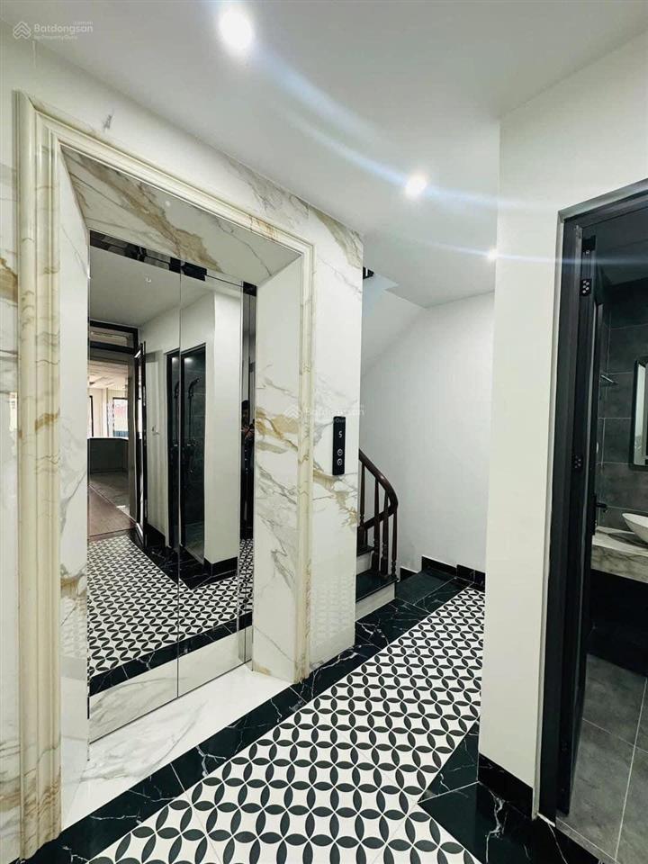46 m2*7t, đường giải phóng, hoàng mai, ô tô, thang máy, 0985 818 ***