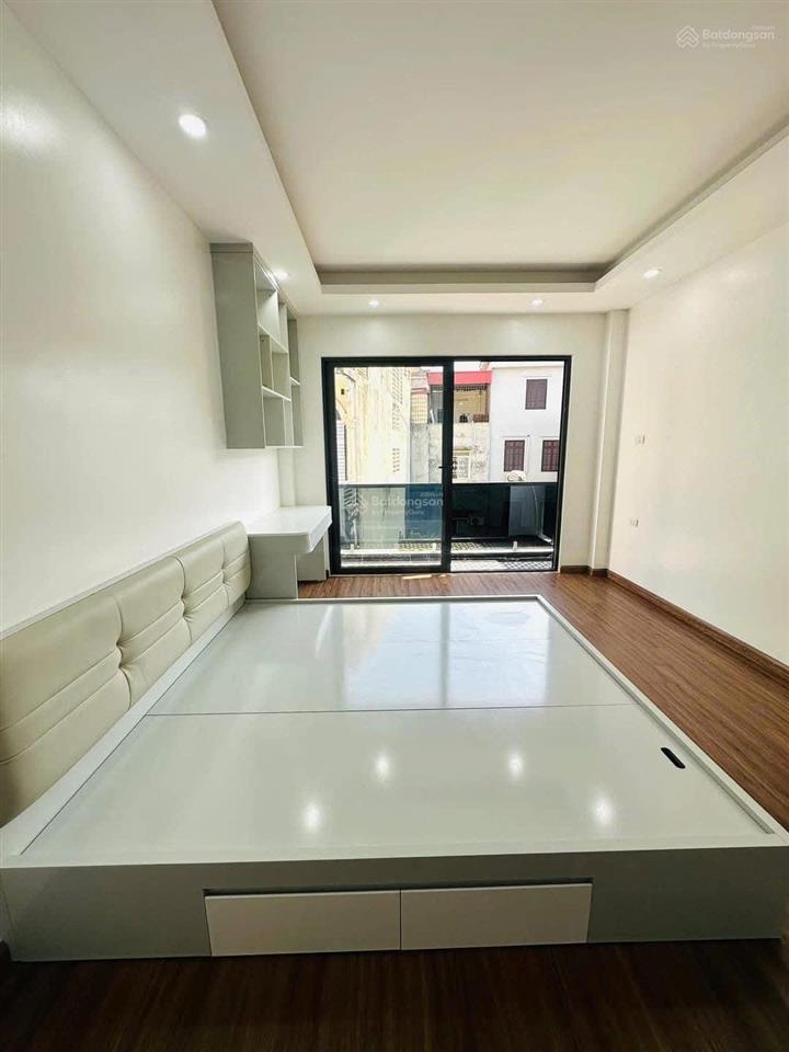 46 m2*7t, đường giải phóng, hoàng mai, ô tô, thang máy, 0985 818 ***