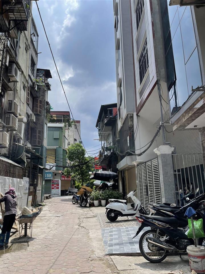 46 m2*6t*15.75 tỷ, ngã 4 phố lạc trung, kim ngưu, hbt, ô tô, thang máy, 0985 818 ***.