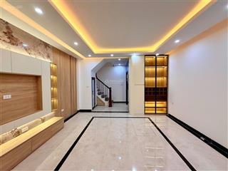 56m2*6 tầng, giáp nhị  hoàng mai, thang máy, 0985 818 ***