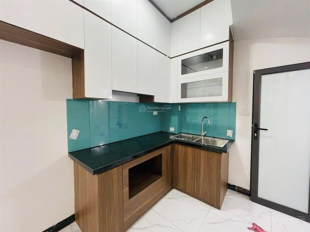 37 m2*5t*6.88 tỷ ngã 4 lò đúc, trần khát chân, nguyễn khoái, hbt, 0985 818 ***.