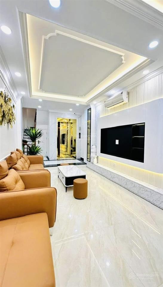 42 m2*5t*11.75 tỷ, đh kinh tế  quốc dân, p. lê thanh nghị  hbt, thang máy, 0985 818 ***