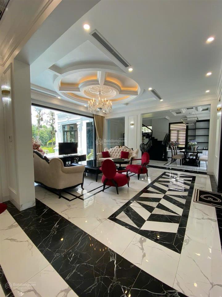Hiếm!! căn góc villa tân cổ điển 450m2, 2 mặt đường, 1 mặt view hồ đại lải, sổ lâu dài, 8 phòng ngủ