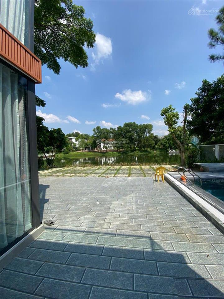 Bán biệt thự view mặt hồ đại lải 304m2 sổ sở hữu lâu dài, 5 phòng ngủ, full nội thất cao cấp