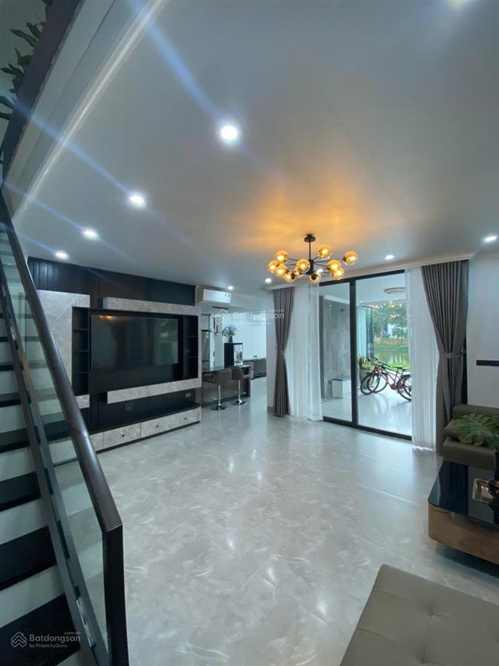 Bán biệt thự view mặt hồ đại lải 304m2 sổ sở hữu lâu dài, 5 phòng ngủ, full nội thất cao cấp