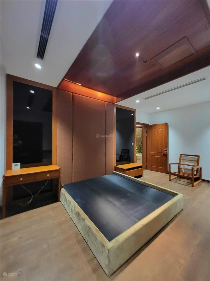 Villa 250m2 venus flamingo  cầu thang xoắn ốc độc lạ, sân vườn mái kính view hồ thanh cao, tam đảo