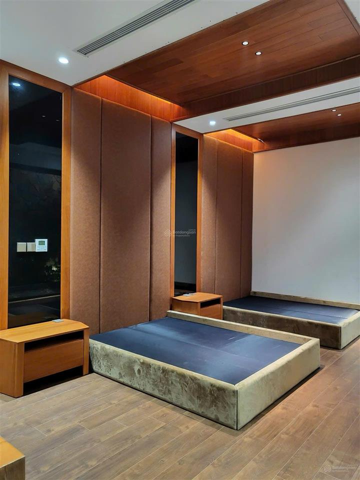 Villa 250m2 venus flamingo  cầu thang xoắn ốc độc lạ, sân vườn mái kính view hồ thanh cao, tam đảo